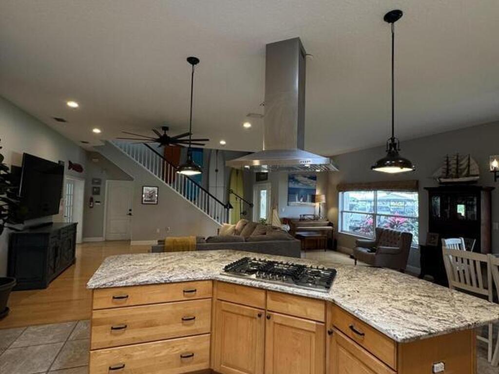 52 Riverview Lane, Cocoa Beach, FL 32931