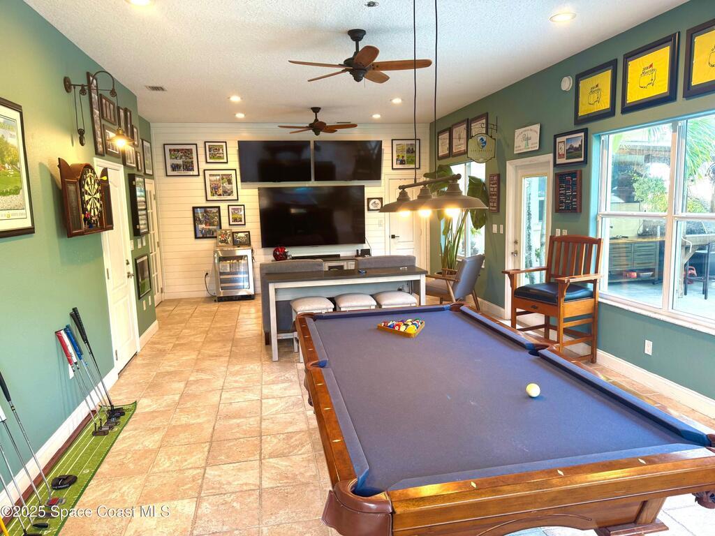 52 Riverview Lane, Cocoa Beach, FL 32931