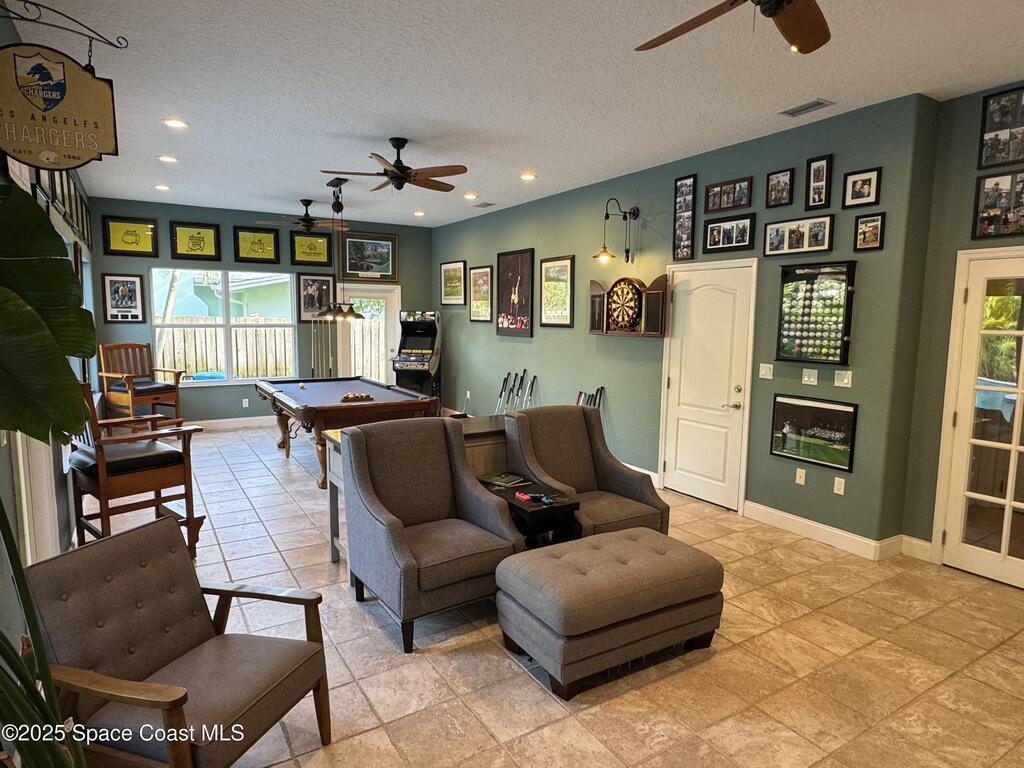 52 Riverview Lane, Cocoa Beach, FL 32931