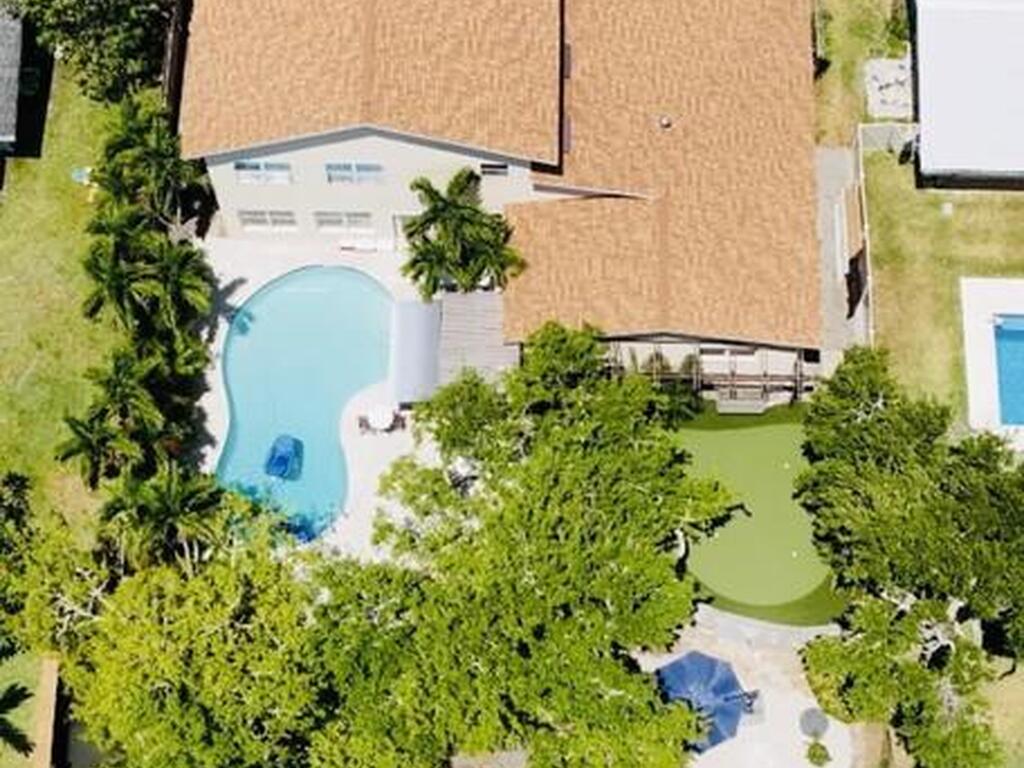 52 Riverview Lane, Cocoa Beach, FL 32931