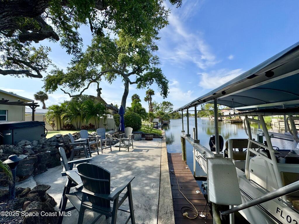 52 Riverview Lane, Cocoa Beach, FL 32931