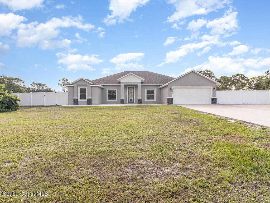 3735 Crista Jean Avenue, Grant-Valkaria, FL 32909