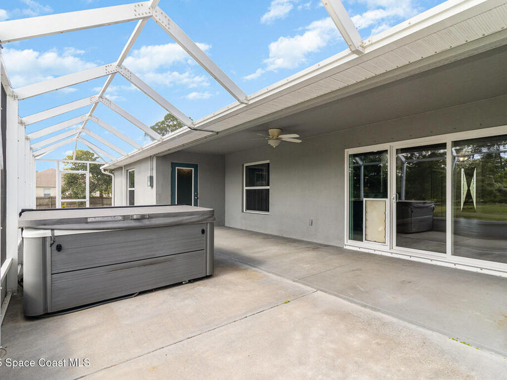 3735 Crista Jean Avenue, Grant-Valkaria, FL 32909
