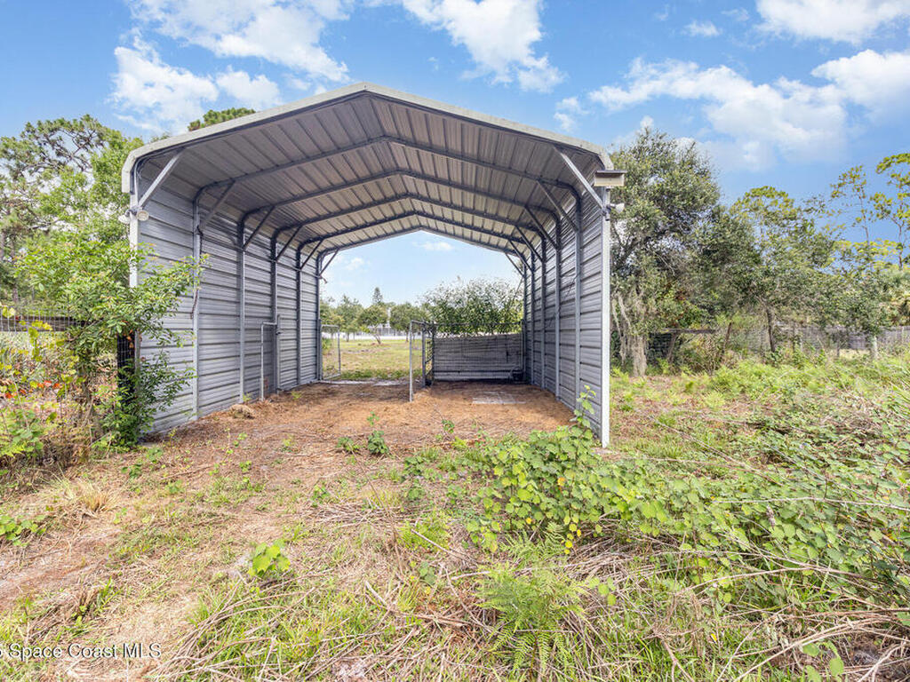 3735 Crista Jean Avenue, Grant-Valkaria, FL 32909