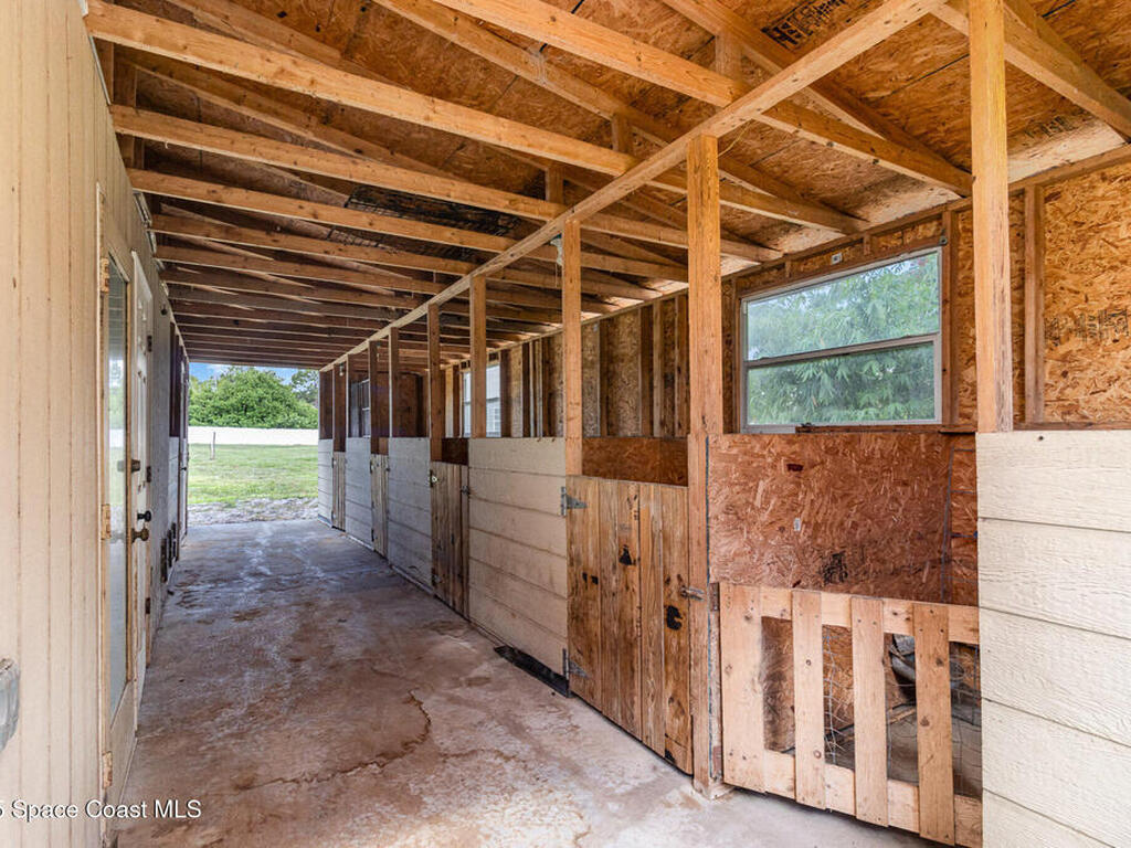 3735 Crista Jean Avenue, Grant-Valkaria, FL 32909