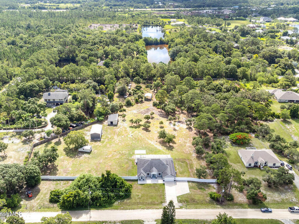 3735 Crista Jean Avenue, Grant-Valkaria, FL 32909