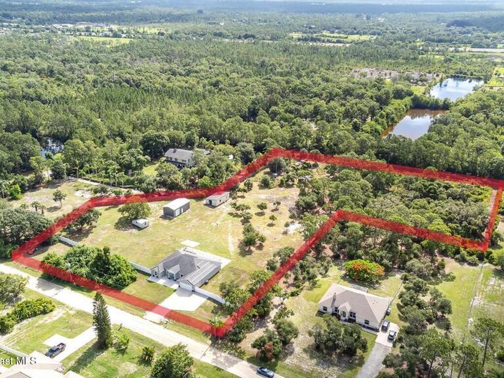 3735 Crista Jean Avenue, Grant-Valkaria, FL 32909
