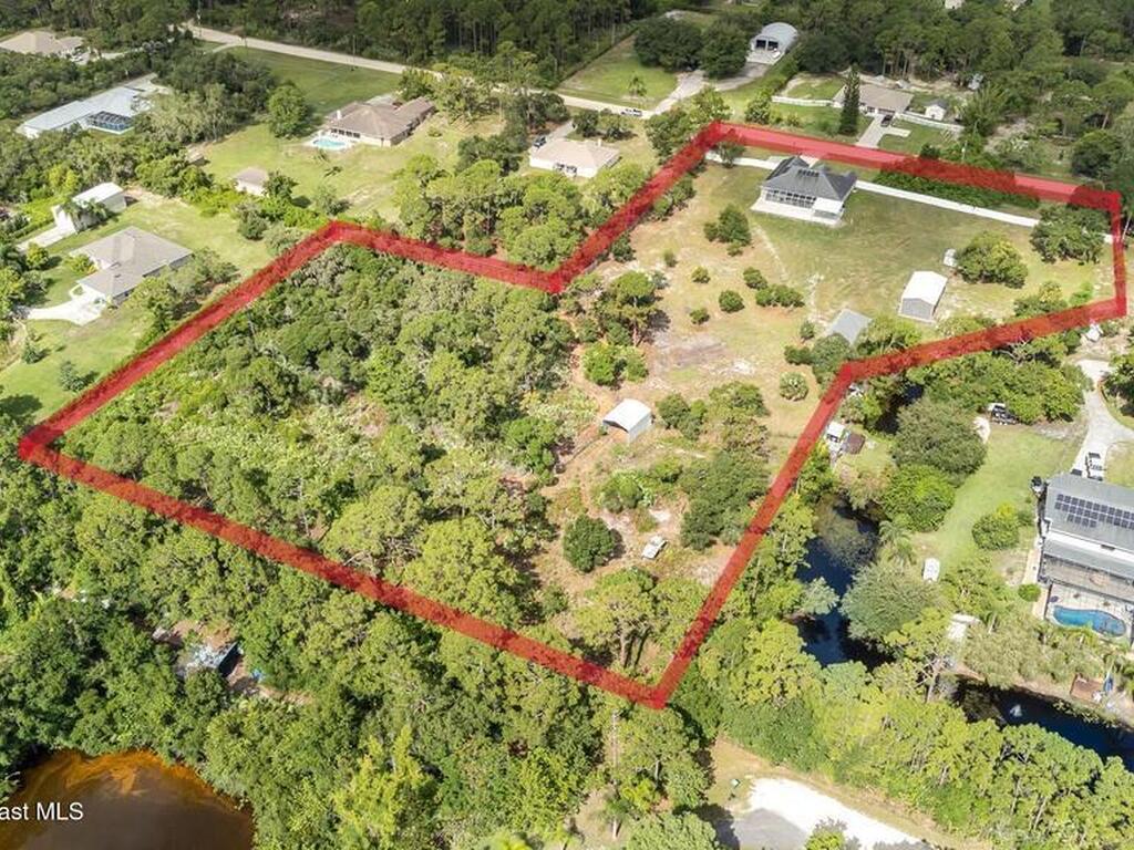 3735 Crista Jean Avenue, Grant-Valkaria, FL 32909