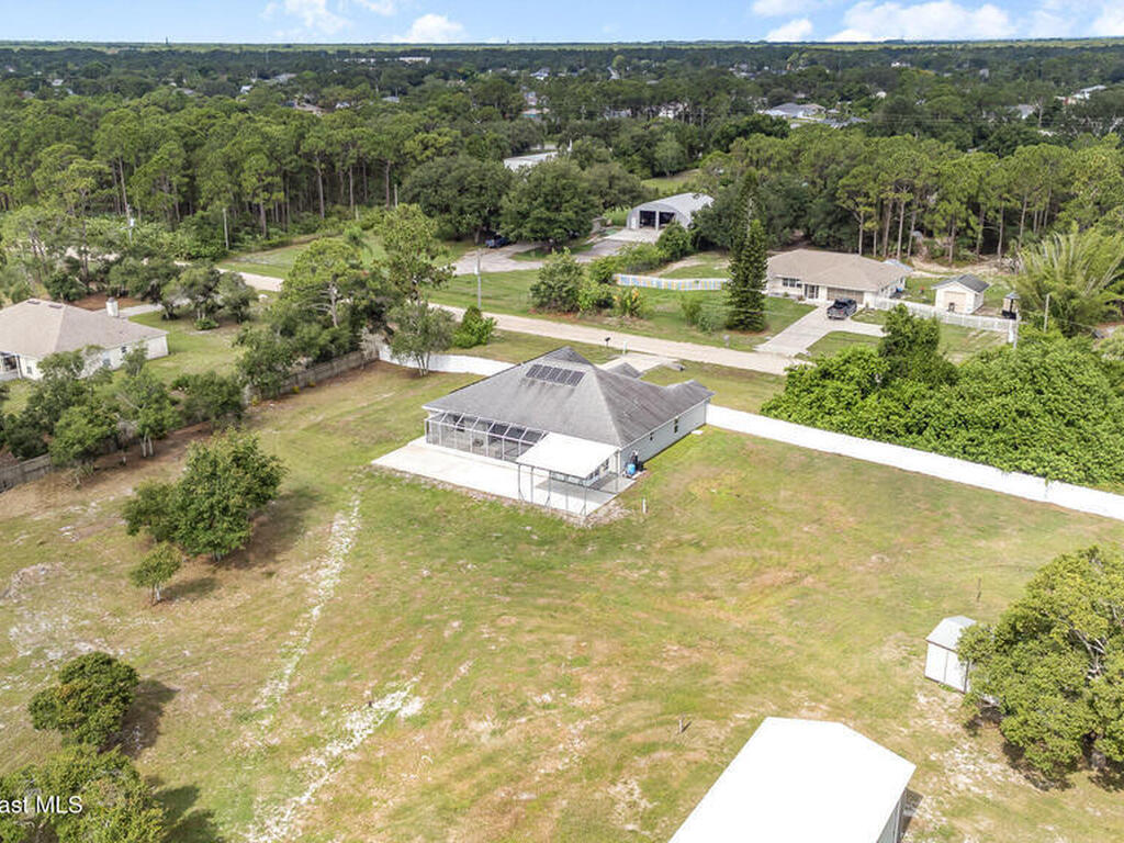 3735 Crista Jean Avenue, Grant-Valkaria, FL 32909