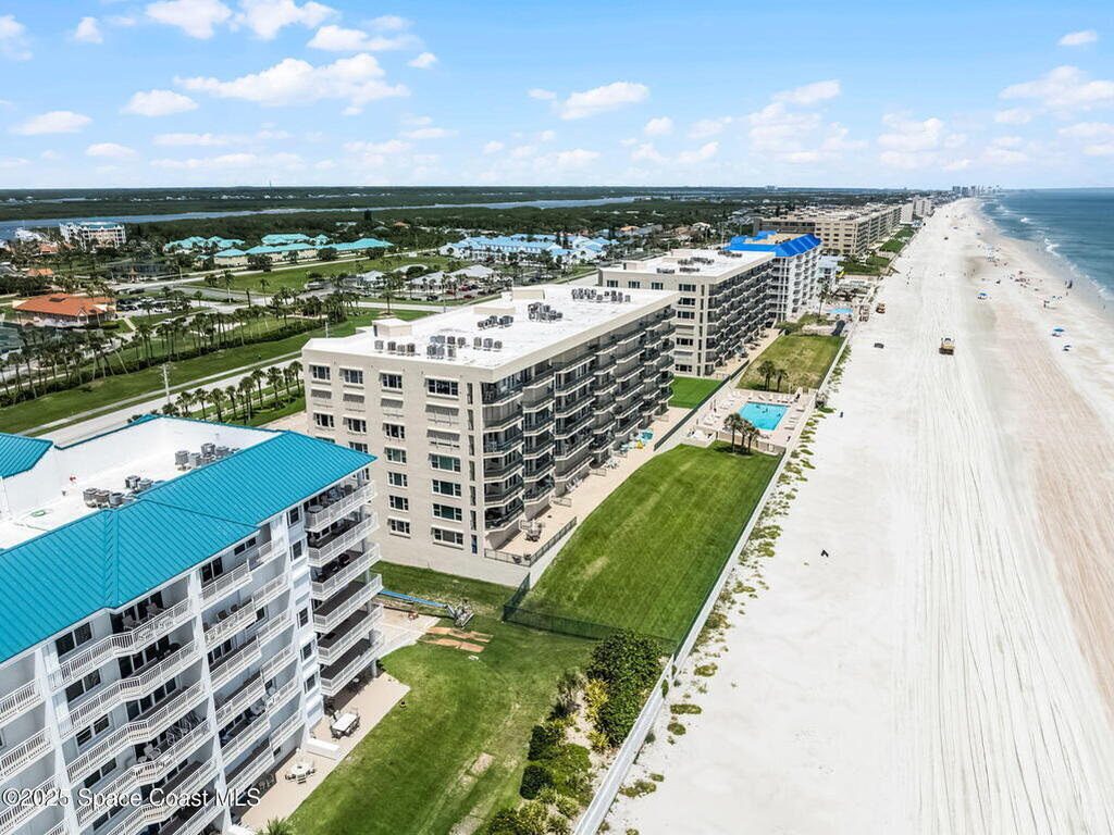 4631 S Atlantic Avenue, Port Orange, FL 32127
