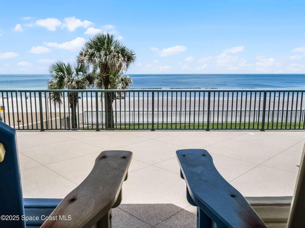 4631 S Atlantic Avenue, Port Orange, FL 32127