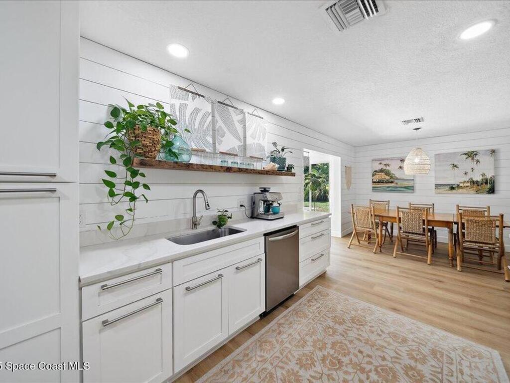 212 Ormond Drive, Indialantic, FL 32903