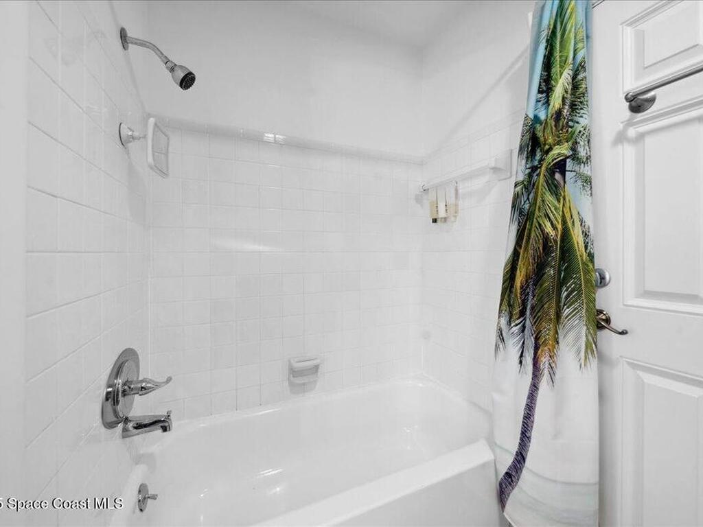212 Ormond Drive, Indialantic, FL 32903