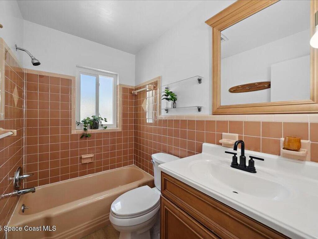 212 Ormond Drive, Indialantic, FL 32903