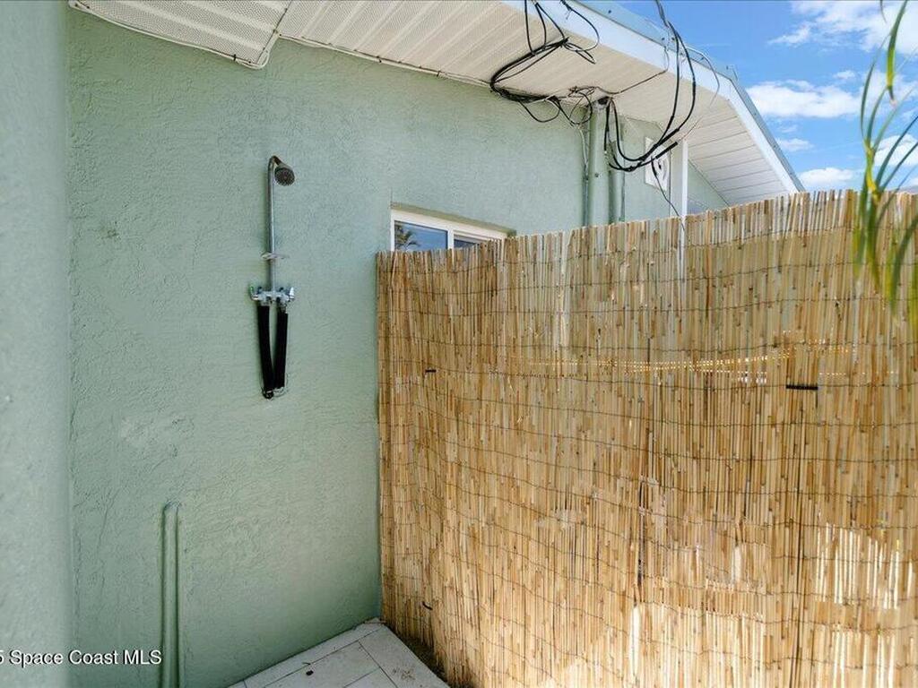212 Ormond Drive, Indialantic, FL 32903