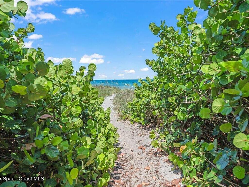 212 Ormond Drive, Indialantic, FL 32903