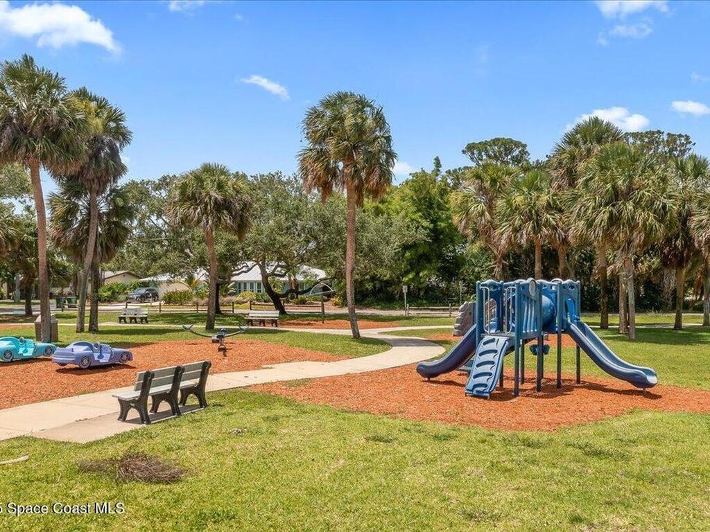 212 Ormond Drive, Indialantic, FL 32903