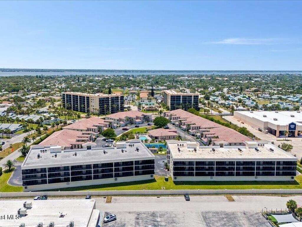 121 Lancha Circle, Indian Harbour Beach, FL 32937