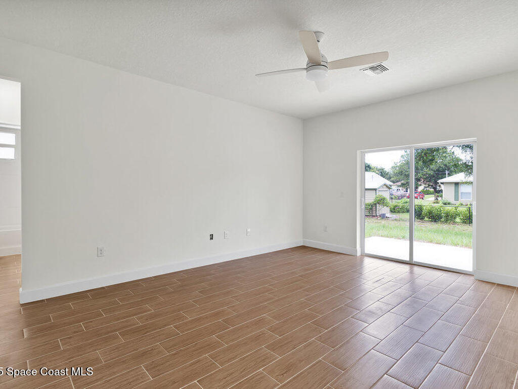 8060 96th Avenue, Vero Beach, FL 32967
