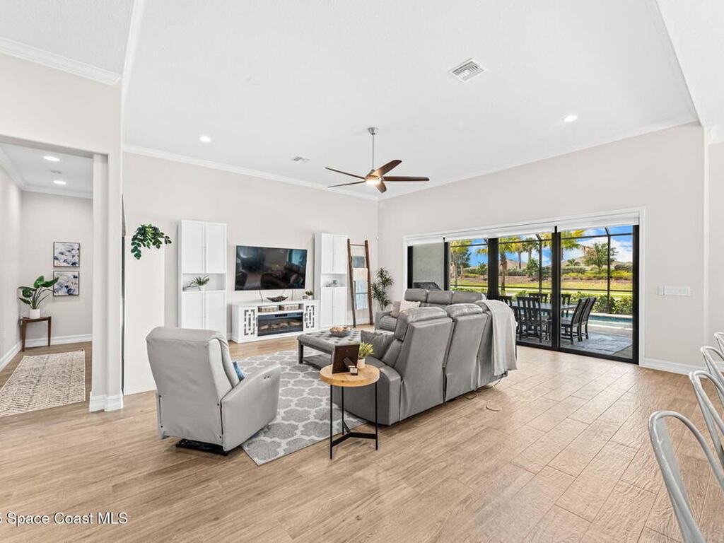 2453 Donavan Court, Melbourne, FL 32940