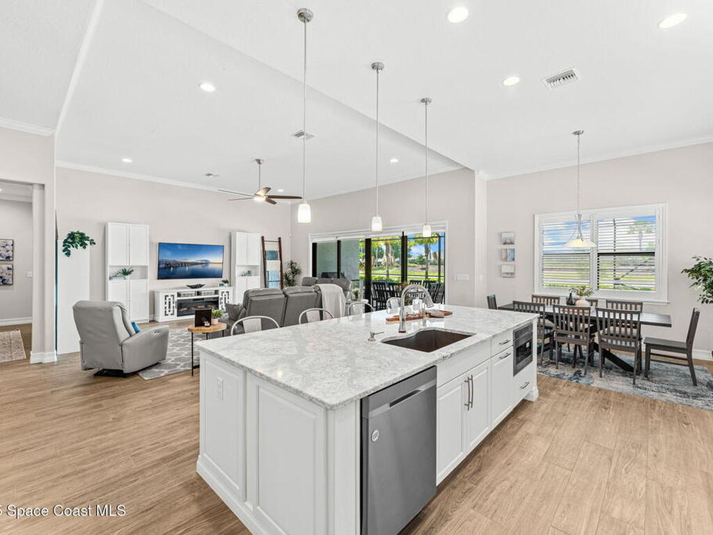2453 Donavan Court, Melbourne, FL 32940