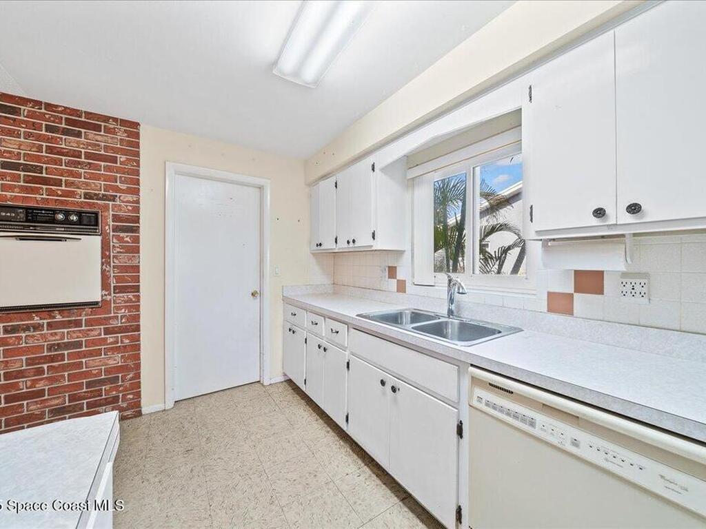443 Aruba Court, Satellite Beach, FL 32937