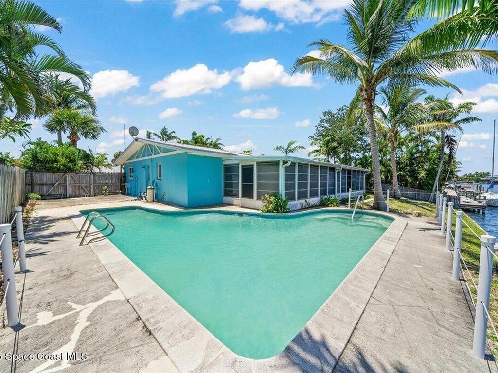 443 Aruba Court, Satellite Beach, FL 32937