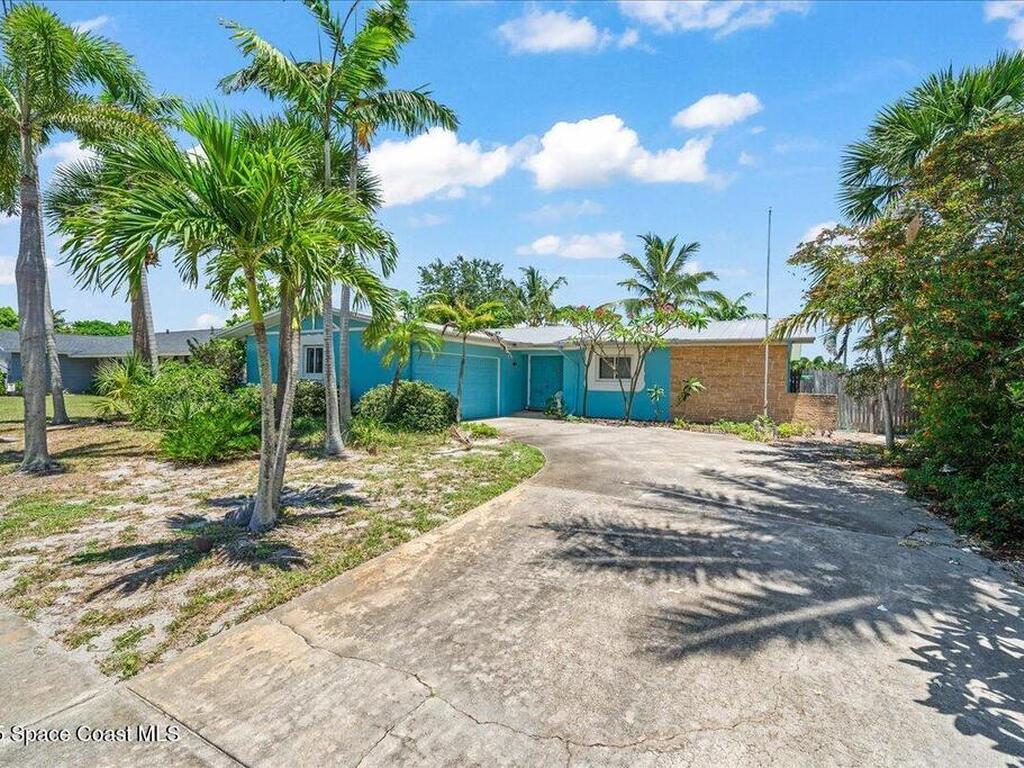 443 Aruba Court, Satellite Beach, FL 32937