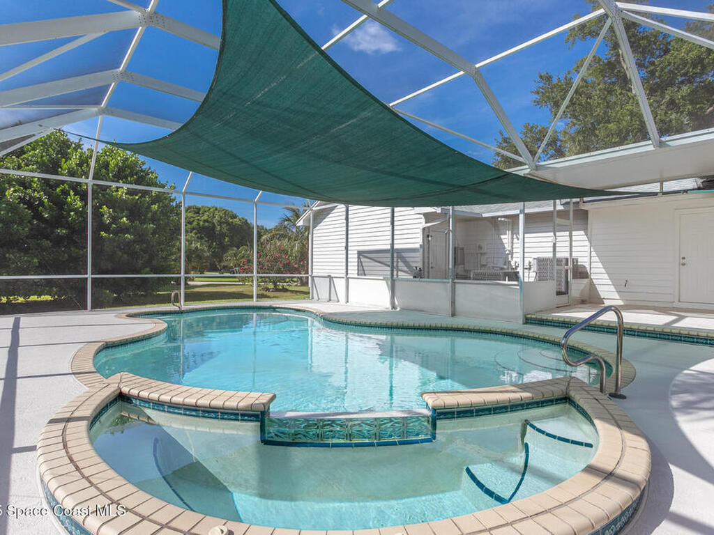 2123 Royal Oaks Drive, Rockledge, FL 32955