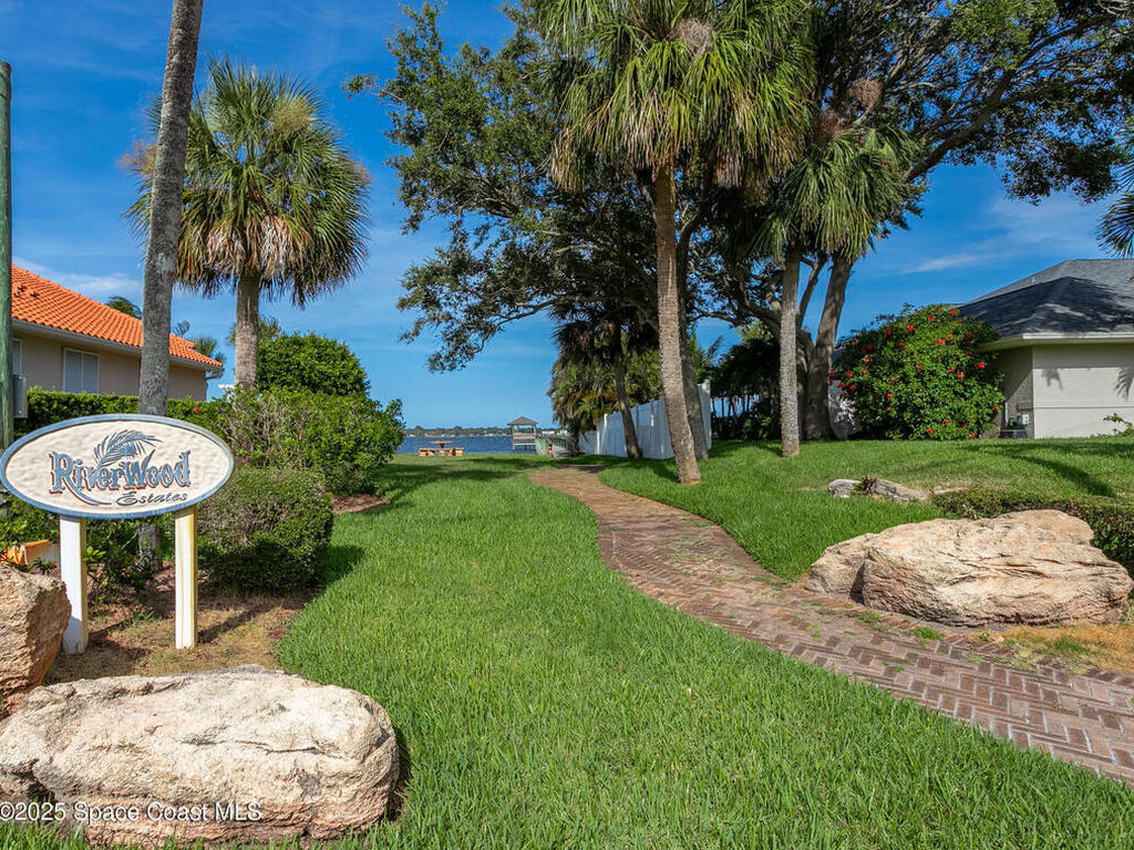 2123 Royal Oaks Drive, Rockledge, FL 32955