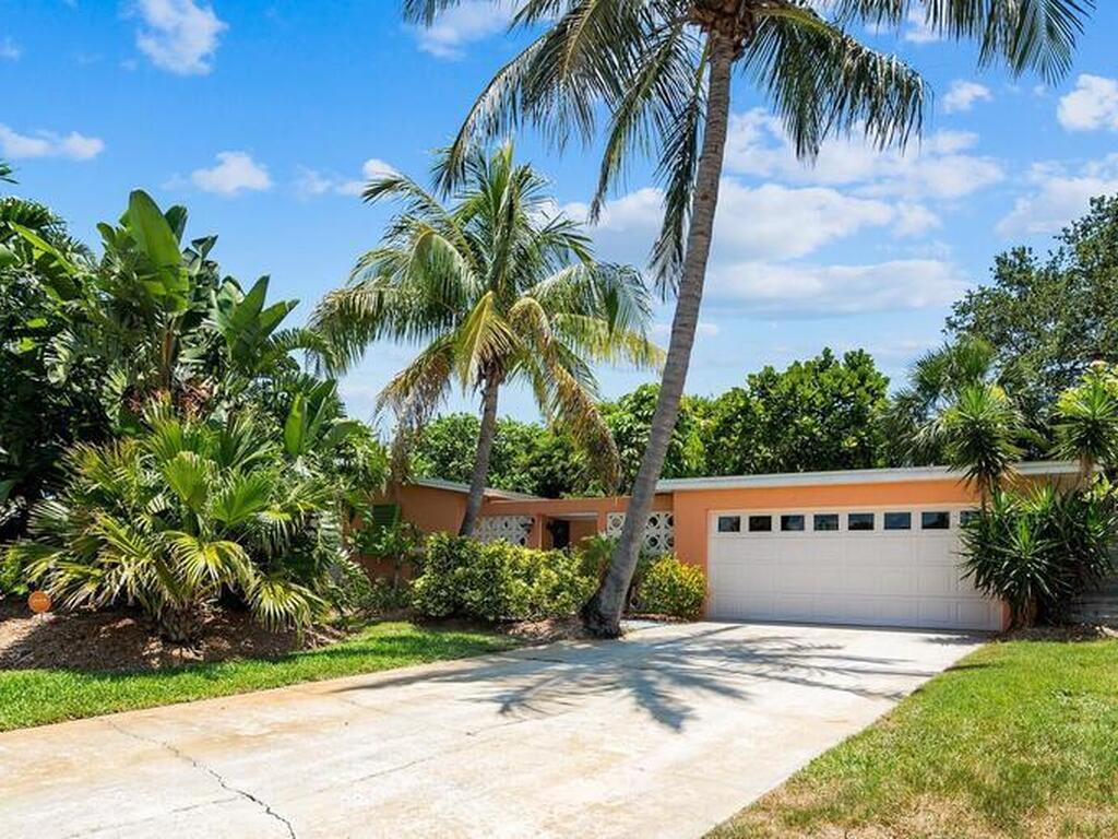 115 Algonquin Terrace, Indian Harbour Beach, FL 32937