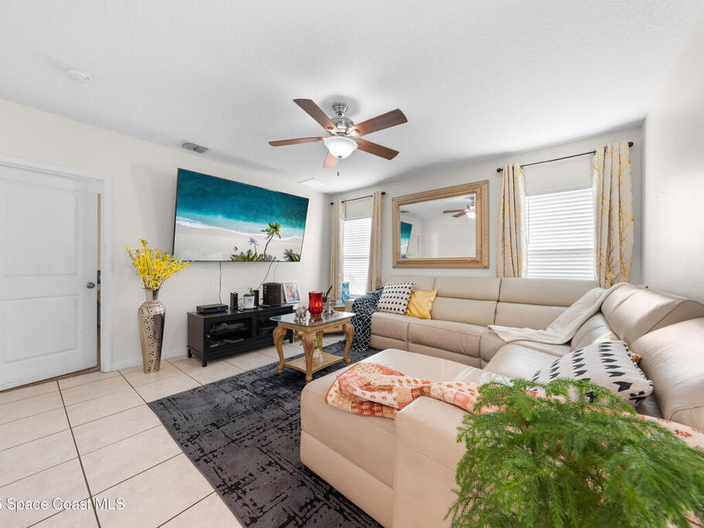 739 Jefferson Street, Davenport, FL 33837