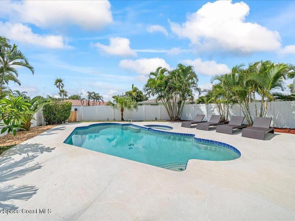 380 Cherry Court, Satellite Beach, FL 32937