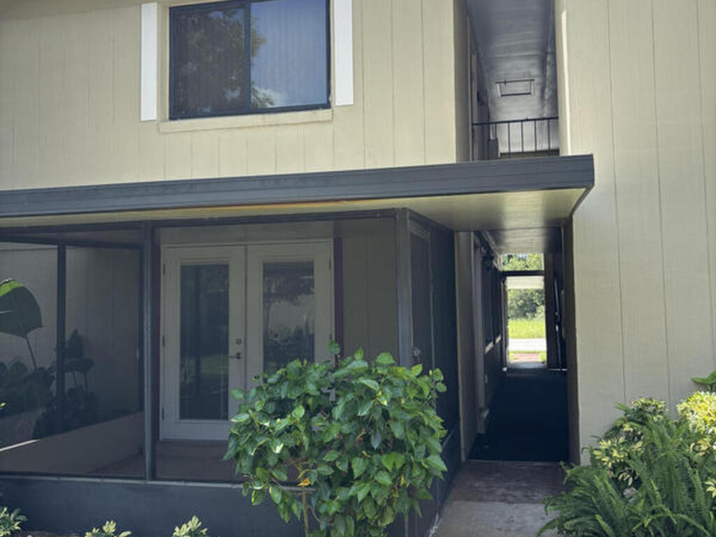 4304 London Town Road, Titusville, FL 32796