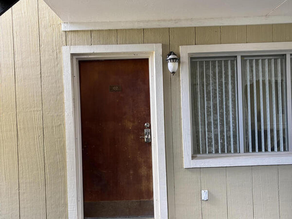 4304 London Town Road, Titusville, FL 32796