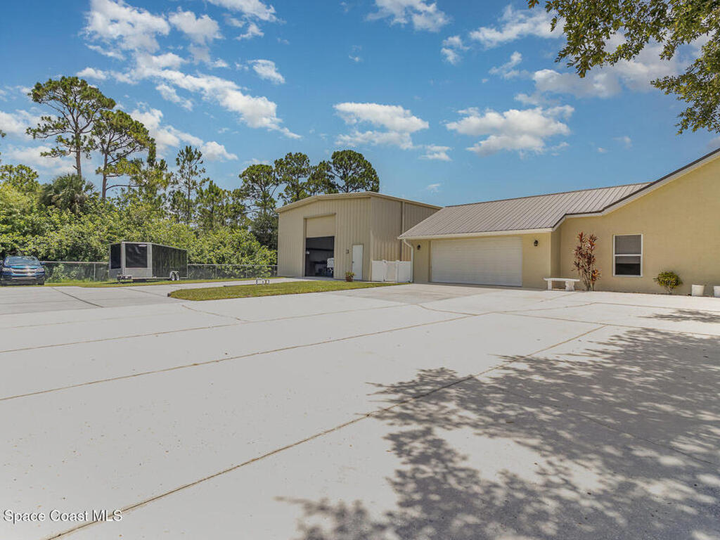 690 Grant Road, Palm Bay, FL 32909