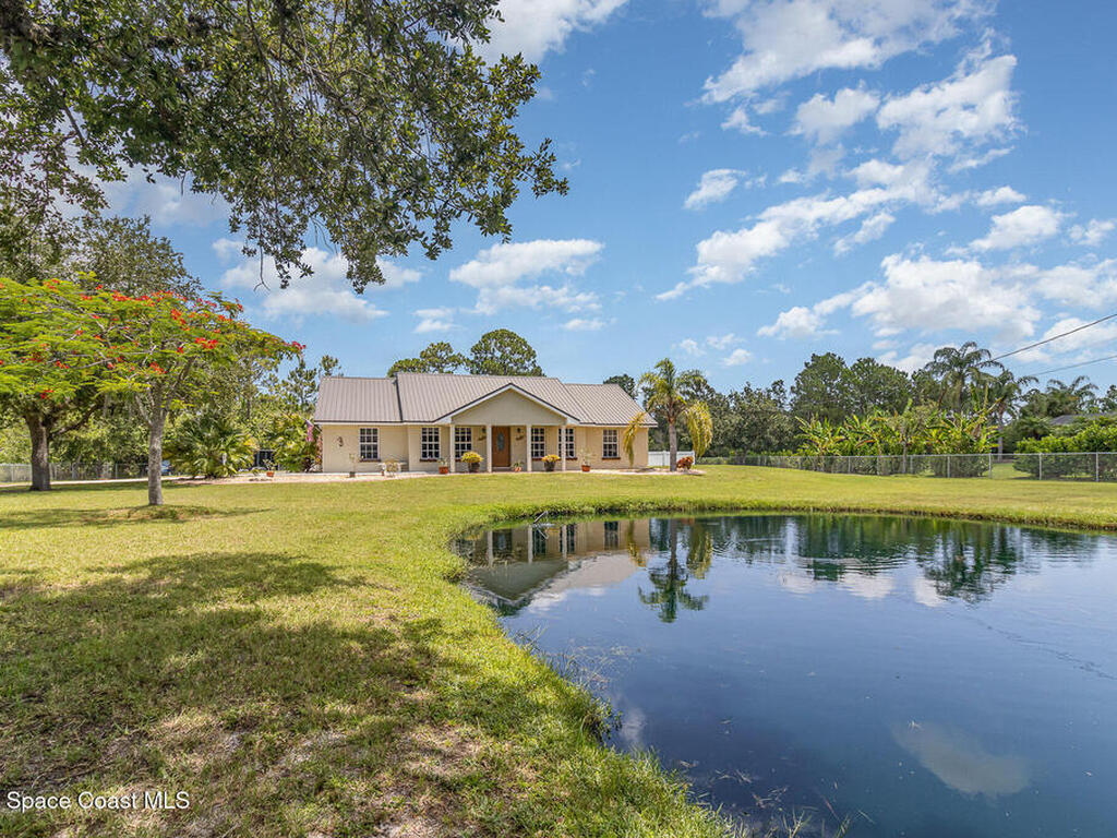 690 Grant Road, Palm Bay, FL 32909