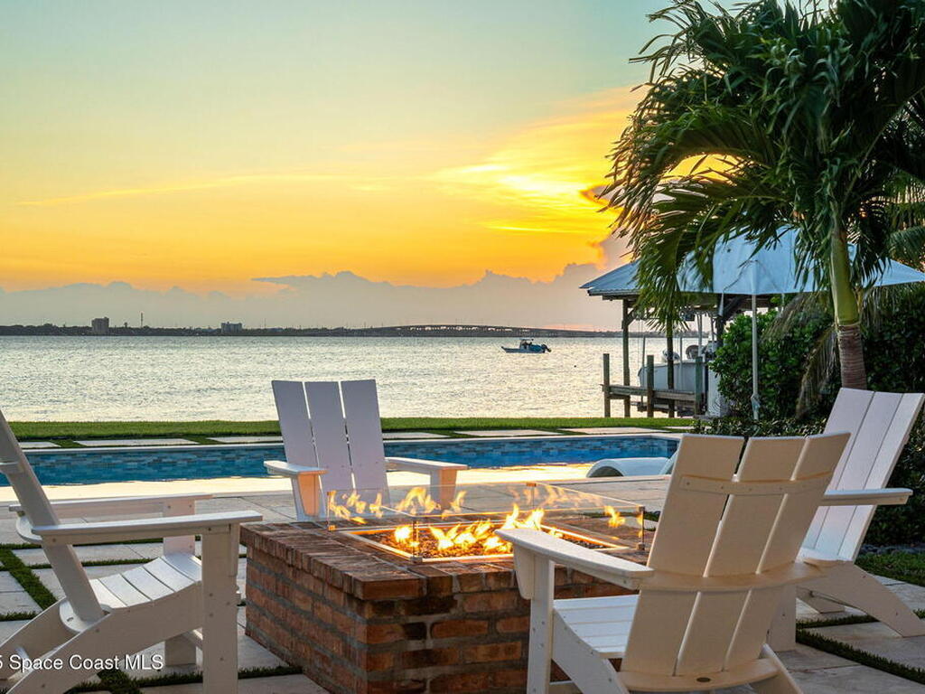 2600 N Riverside Drive, Indialantic, FL 32903