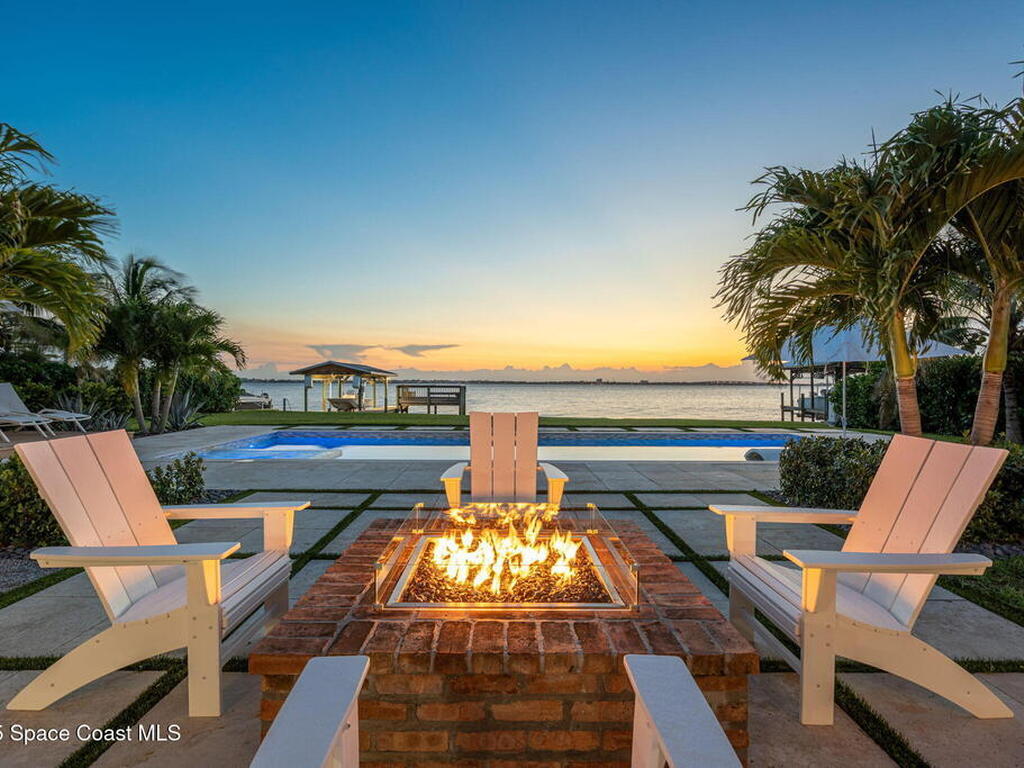 2600 N Riverside Drive, Indialantic, FL 32903