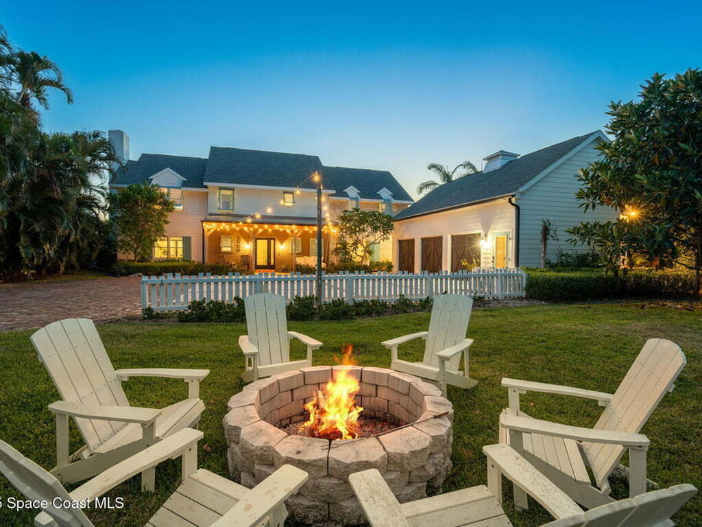 2600 N Riverside Drive, Indialantic, FL 32903
