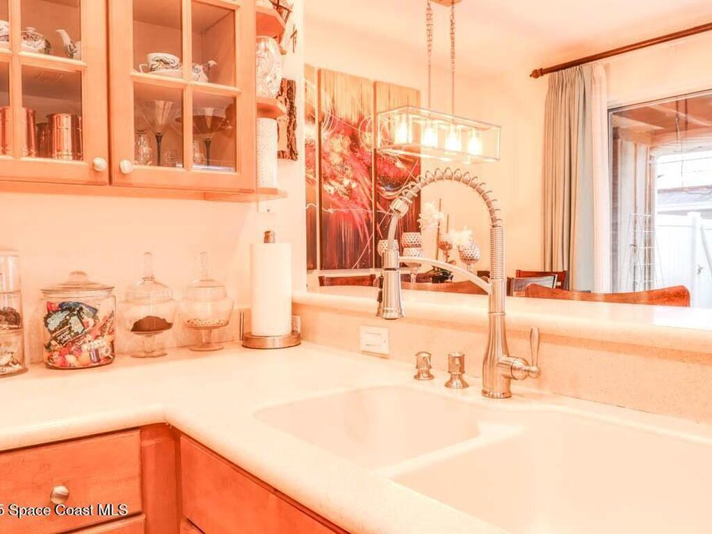 7071 Ridgewood Avenue, Cape Canaveral, FL 32920