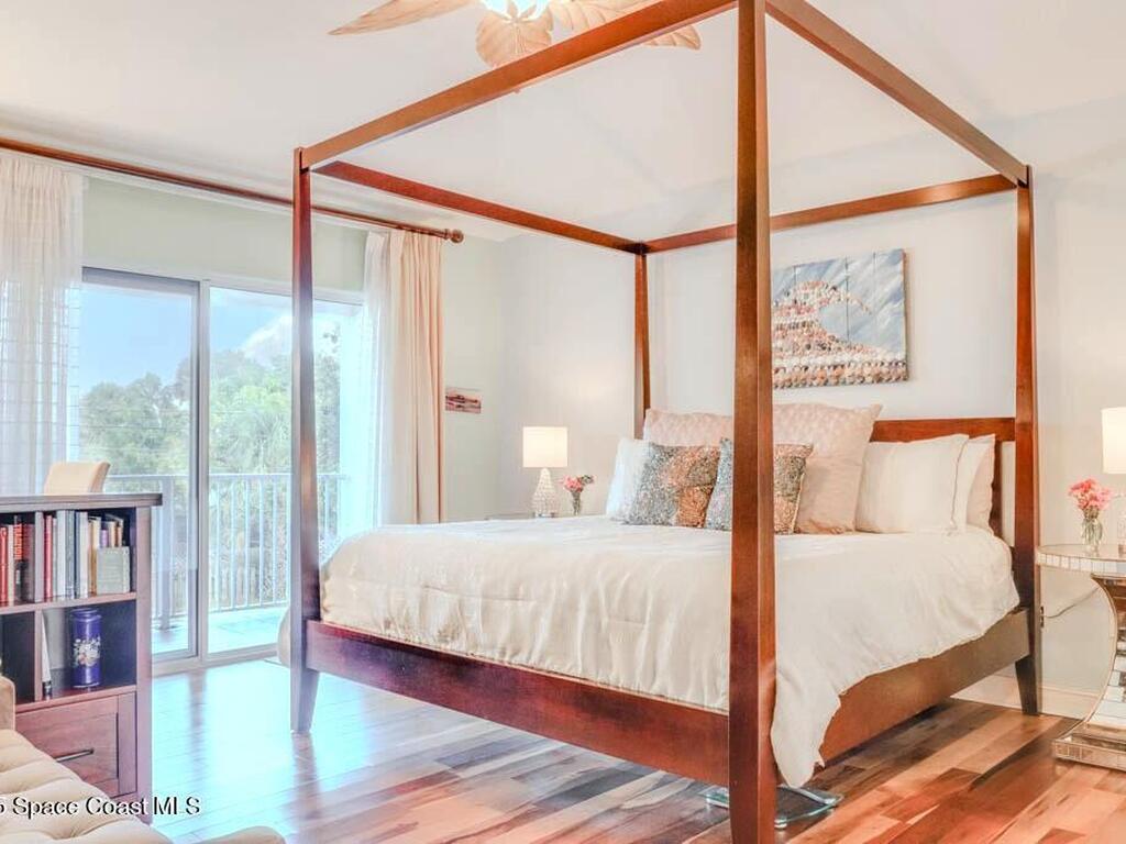 7071 Ridgewood Avenue, Cape Canaveral, FL 32920