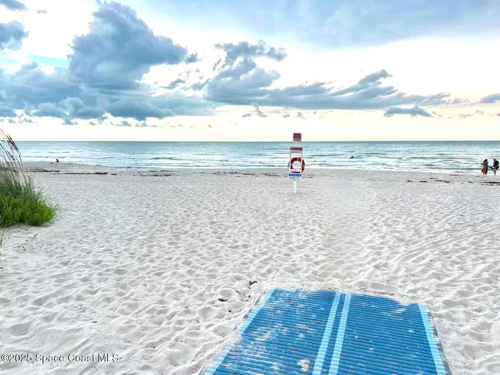 7071 Ridgewood Avenue, Cape Canaveral, FL 32920