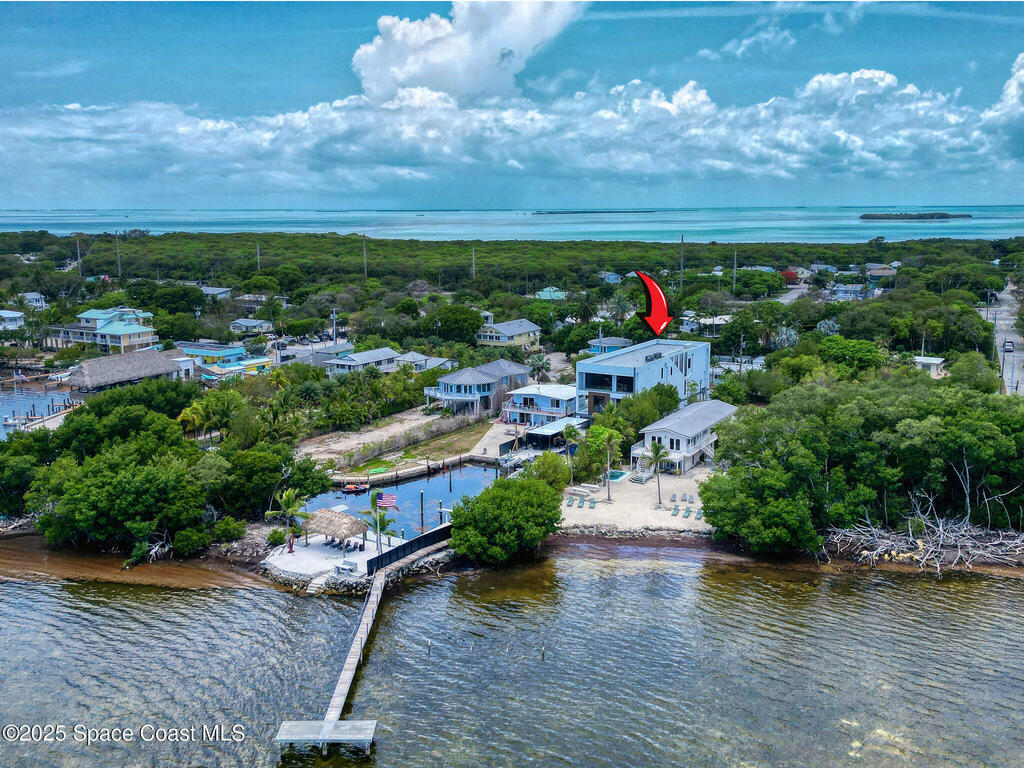 16 Seaside Ave Avenue, Key Largo, FL 33037