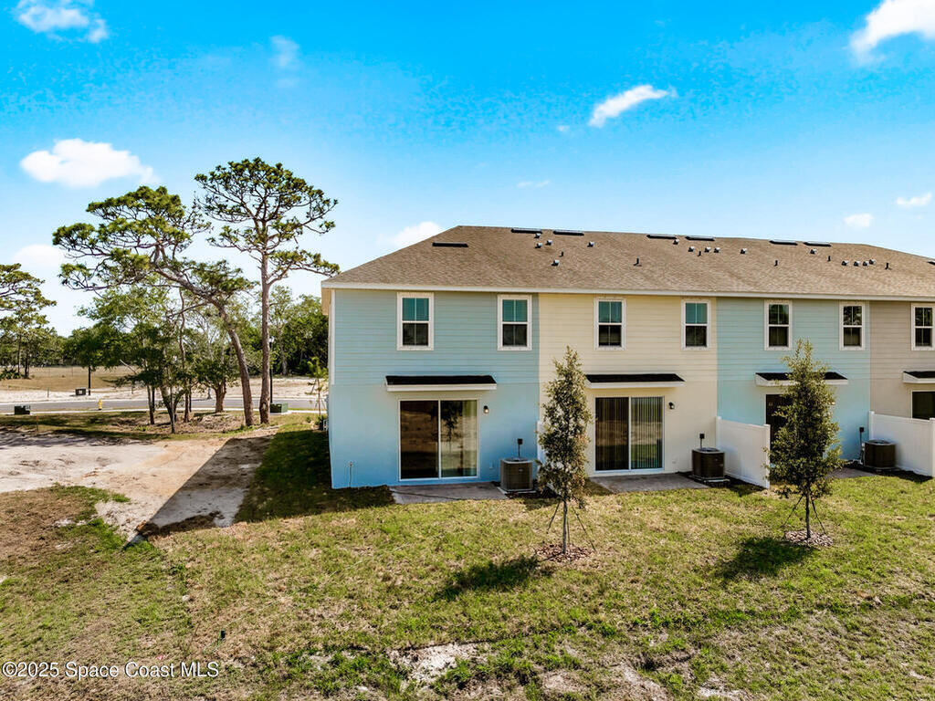 1895 Kendall Pointe Place, Melbourne, FL 32935
