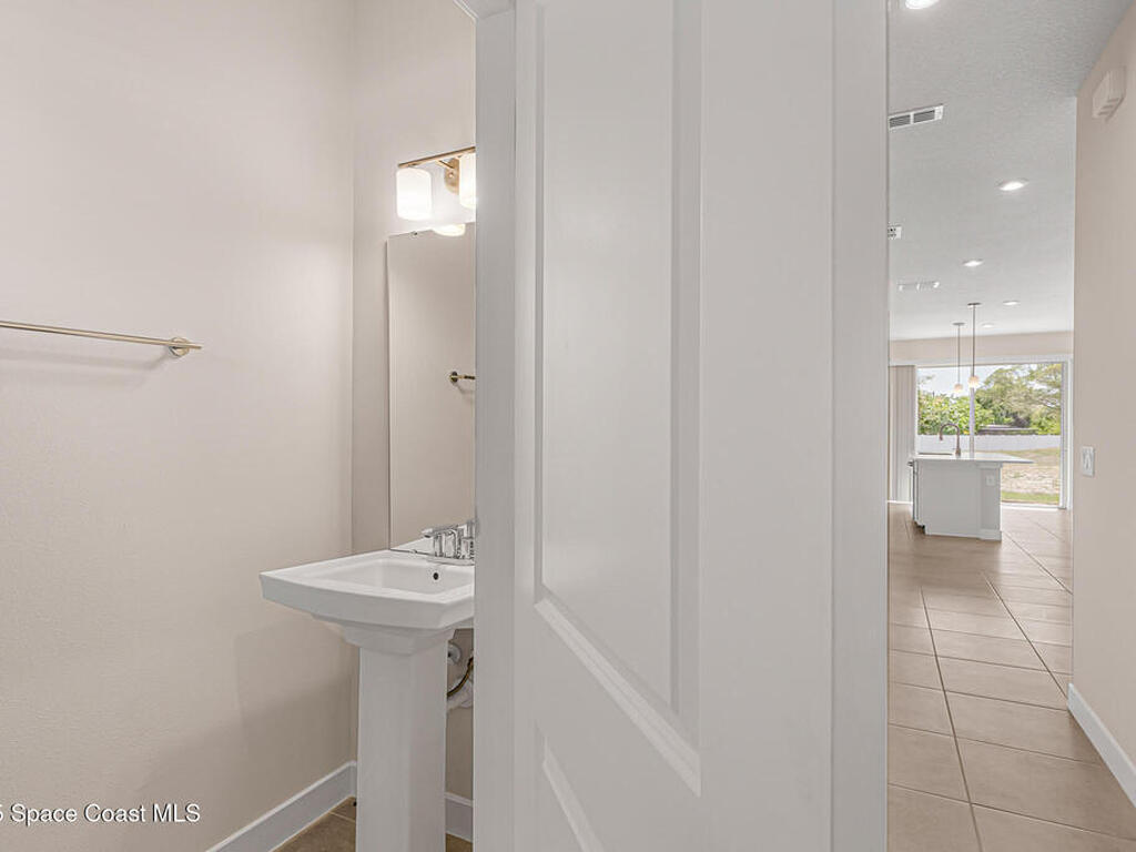 1895 Kendall Pointe Place, Melbourne, FL 32935