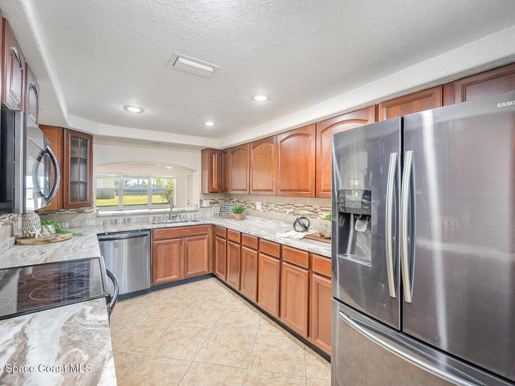 295 Cinnamon Drive, Satellite Beach, FL 32937