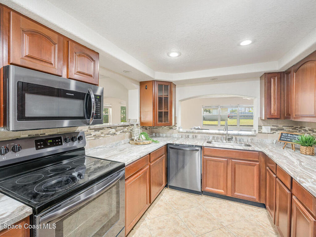 295 Cinnamon Drive, Satellite Beach, FL 32937