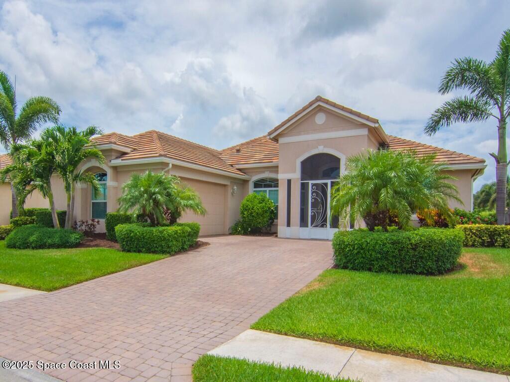 8255 Heather Court, Vero Beach, FL 32967