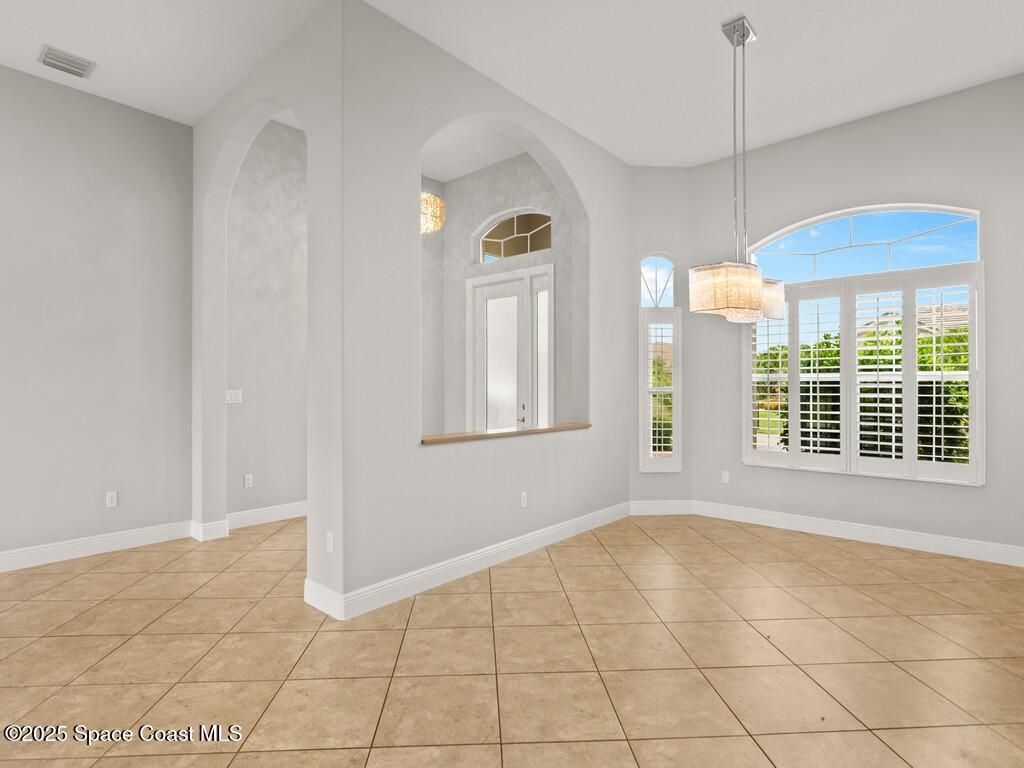 8255 Heather Court, Vero Beach, FL 32967